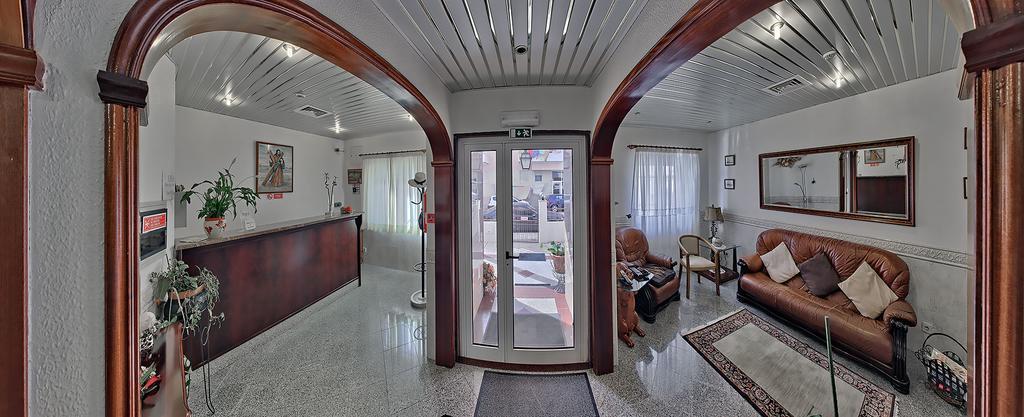 Residencial Santo Andre Hotel Barreiro  Eksteriør billede